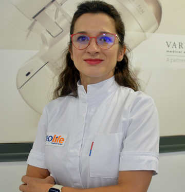 Dr. Cristina Stefan